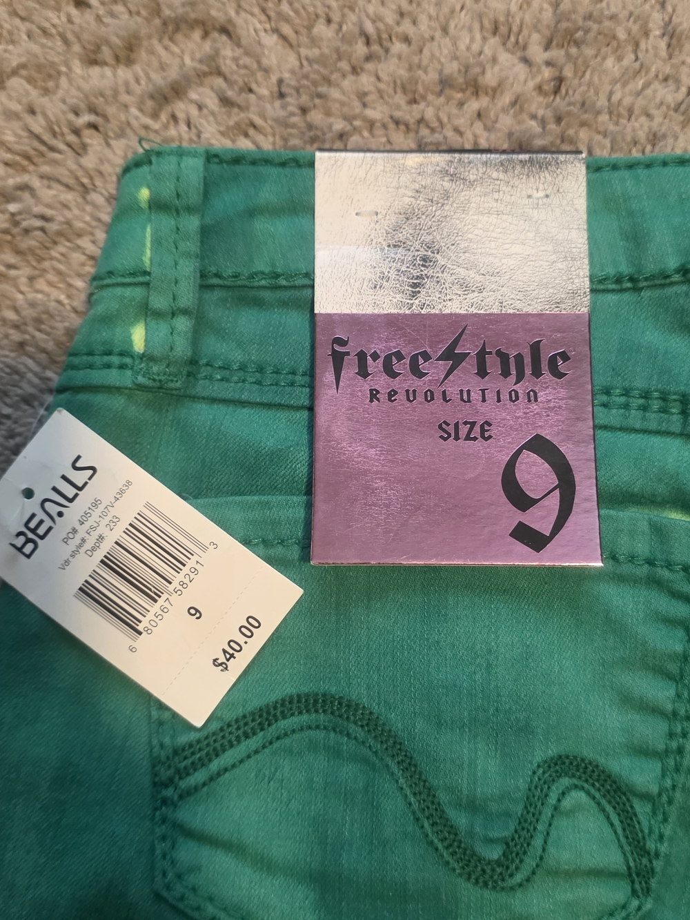 FreeStyle Revolution Size 9 Green Jean Capri